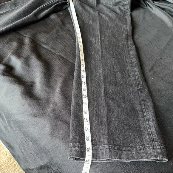 CHICO’S Platinum Black Jeans Chico’s Size 2 Regular - Picture 11 of 12